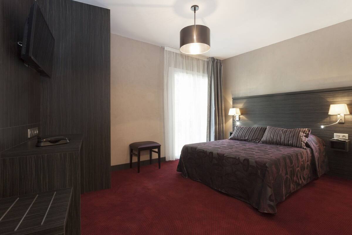 Coffres-forts dans les chambres, bureau, chambres insonorisées