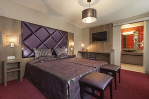 In-room safe, desk, soundproofing, iron/ironing board