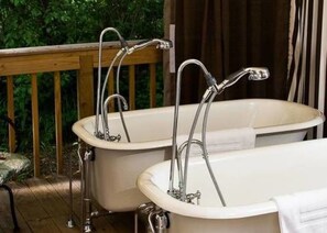 Habitación, baño privado (The Argosy) | Baño | Artículos de higiene personal gratuitos, secador de pelo y albornoces