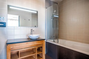Suite, Meerblick | Badezimmer