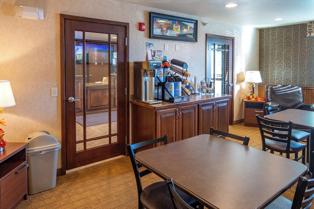 My Place Hotel - Dickinson, ND