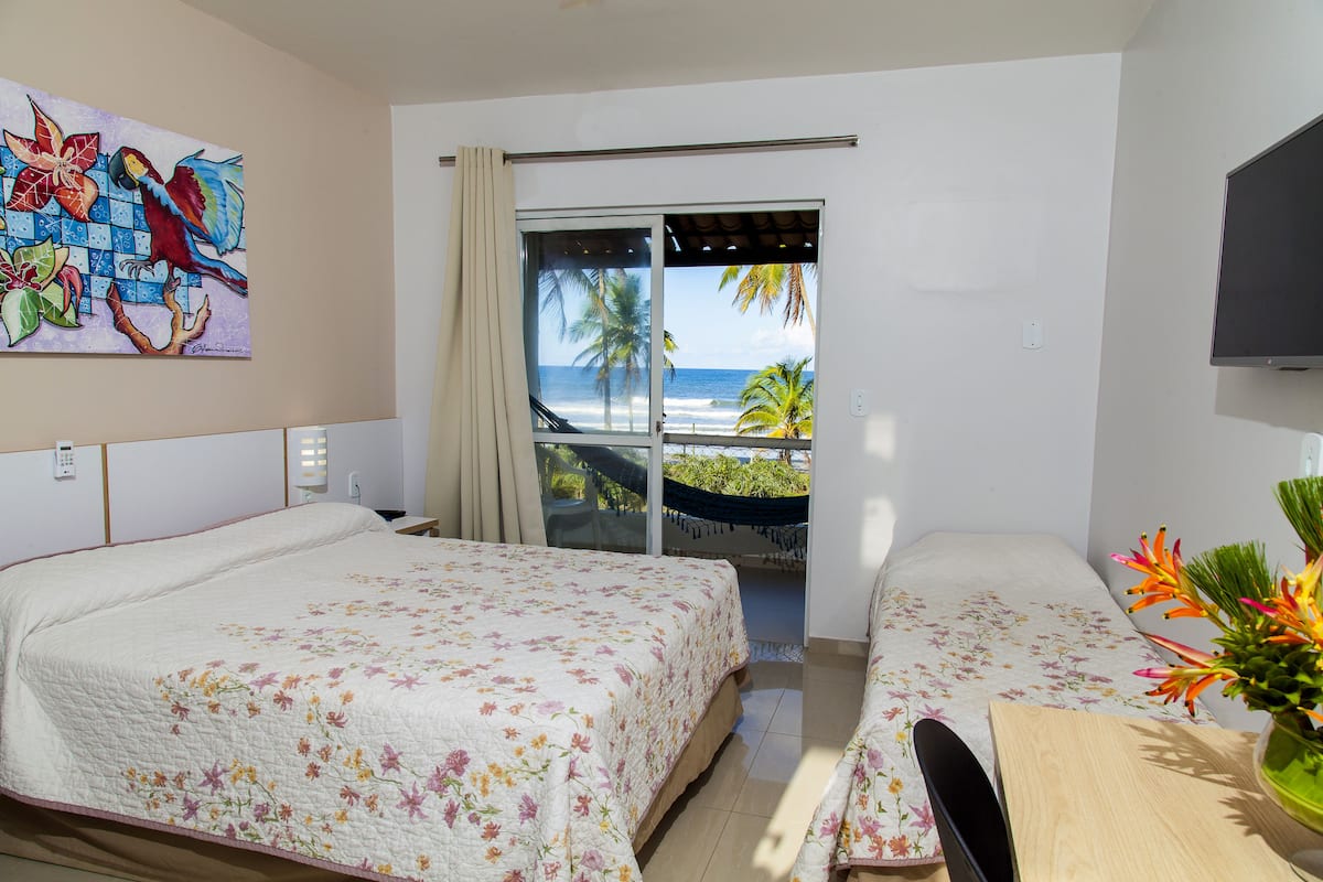 1 bedroom, in-room safe, individually decorated, blackout curtains