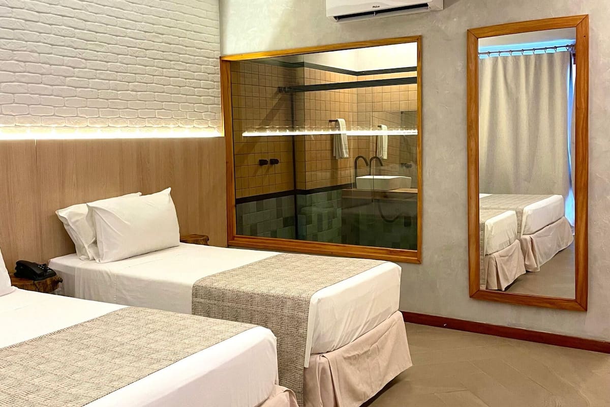 1 bedroom, in-room safe, individually decorated, blackout curtains
