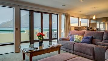 2 Bedroom Penthouse Lakeview | Individually decorated, individually furnished, blackout curtains