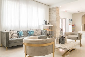 Sitting area in hotel lobby at Hotel Belleza