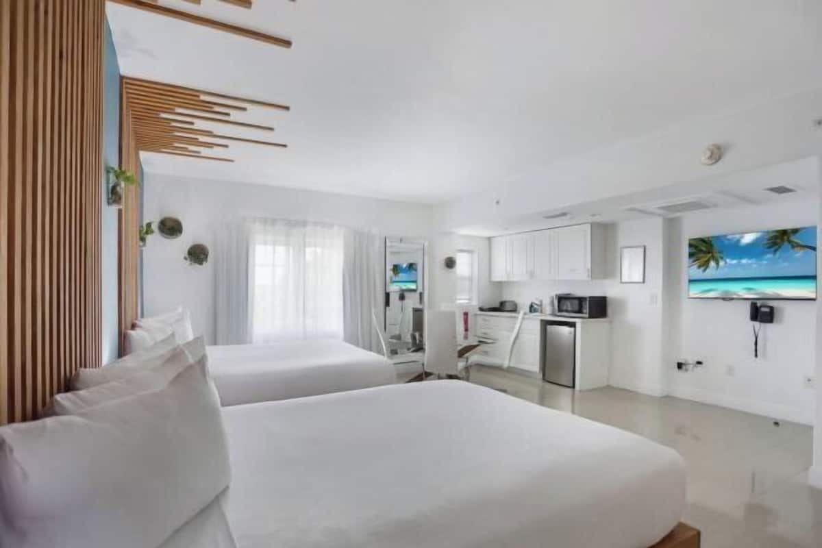 1 bedroom, down duvets, in-room safe, soundproofing