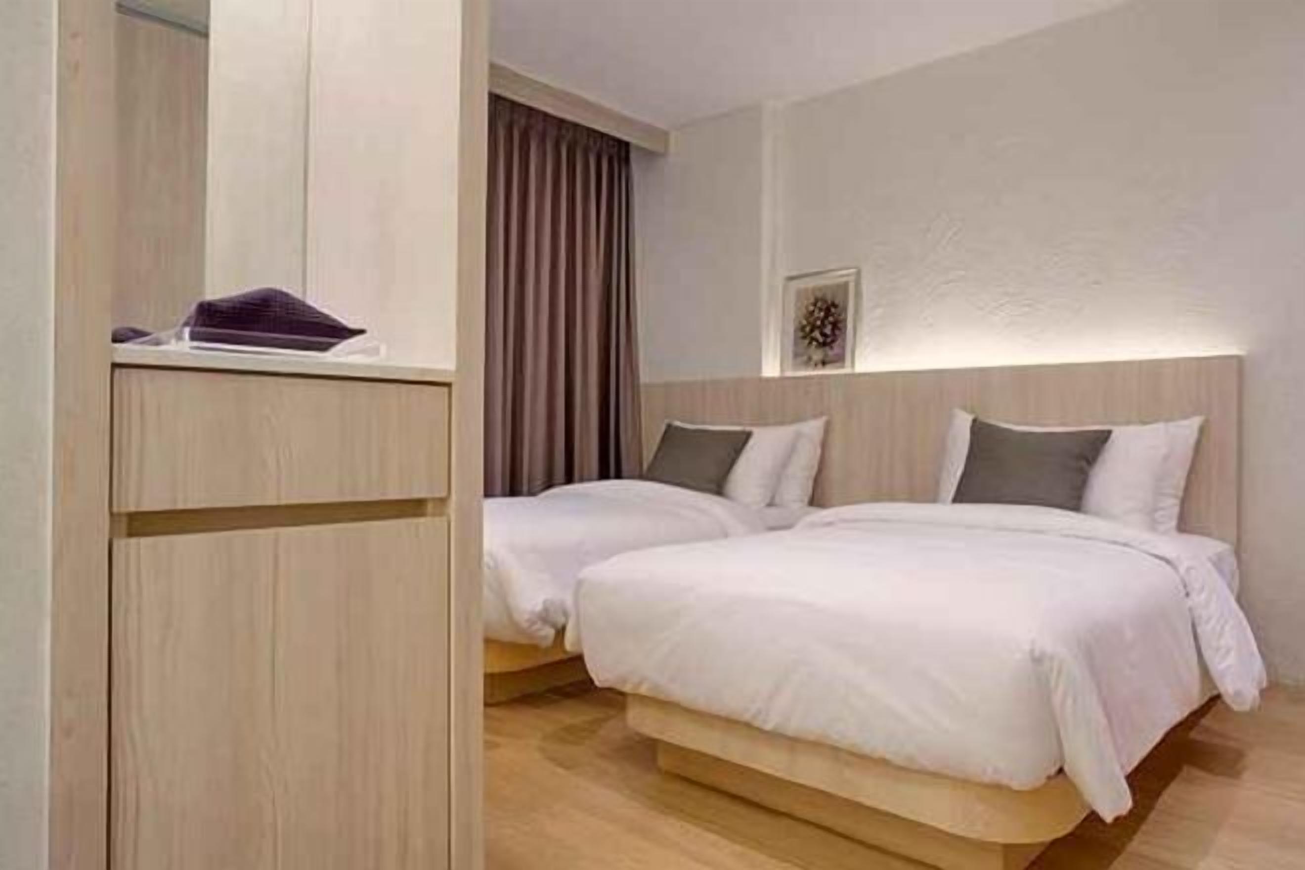 In-room safe, desk, blackout drapes, free WiFi