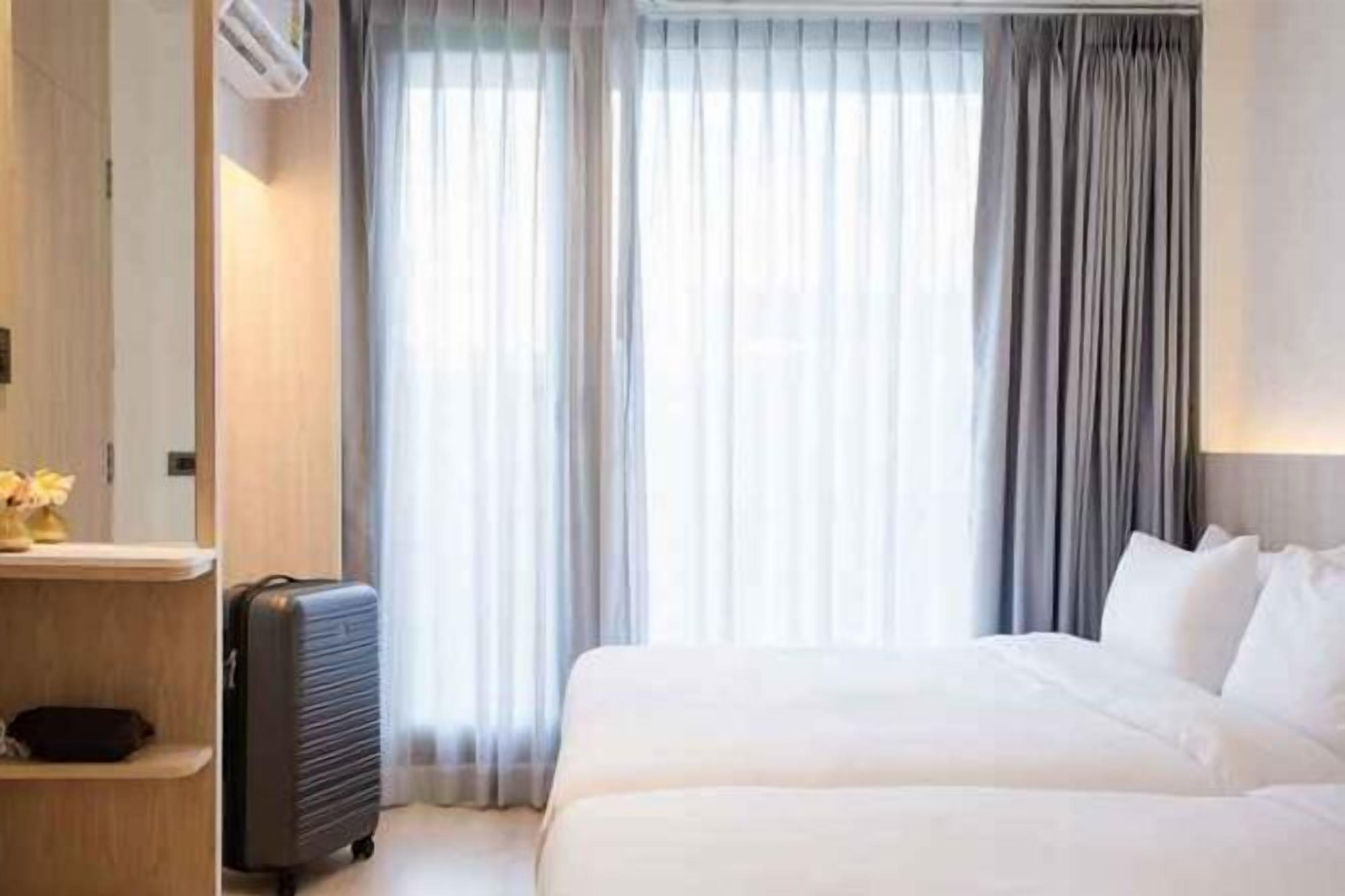 In-room safe, desk, blackout drapes, free WiFi