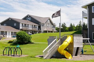 Zona de juegos infantil al aire libre
