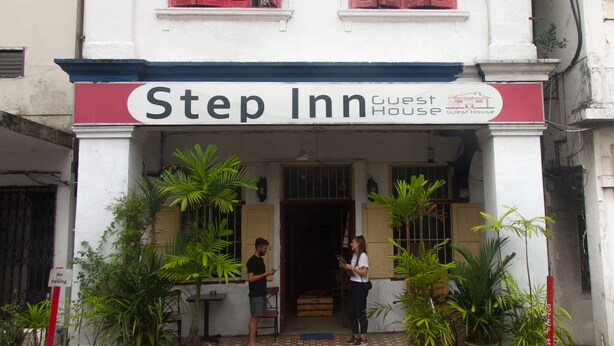 A building with a sign reading "Step Inn Guest House". - Step Inn Guest House (Kuala Lumpur)