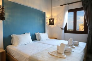 Family Apartment, 3 Bedrooms | Frette Italian sheets, premium bedding, in-room safe - Mika Villas & Suites (Hersonissos)