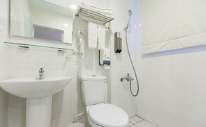 浸缸、免費梳洗用品、風筒、拖鞋