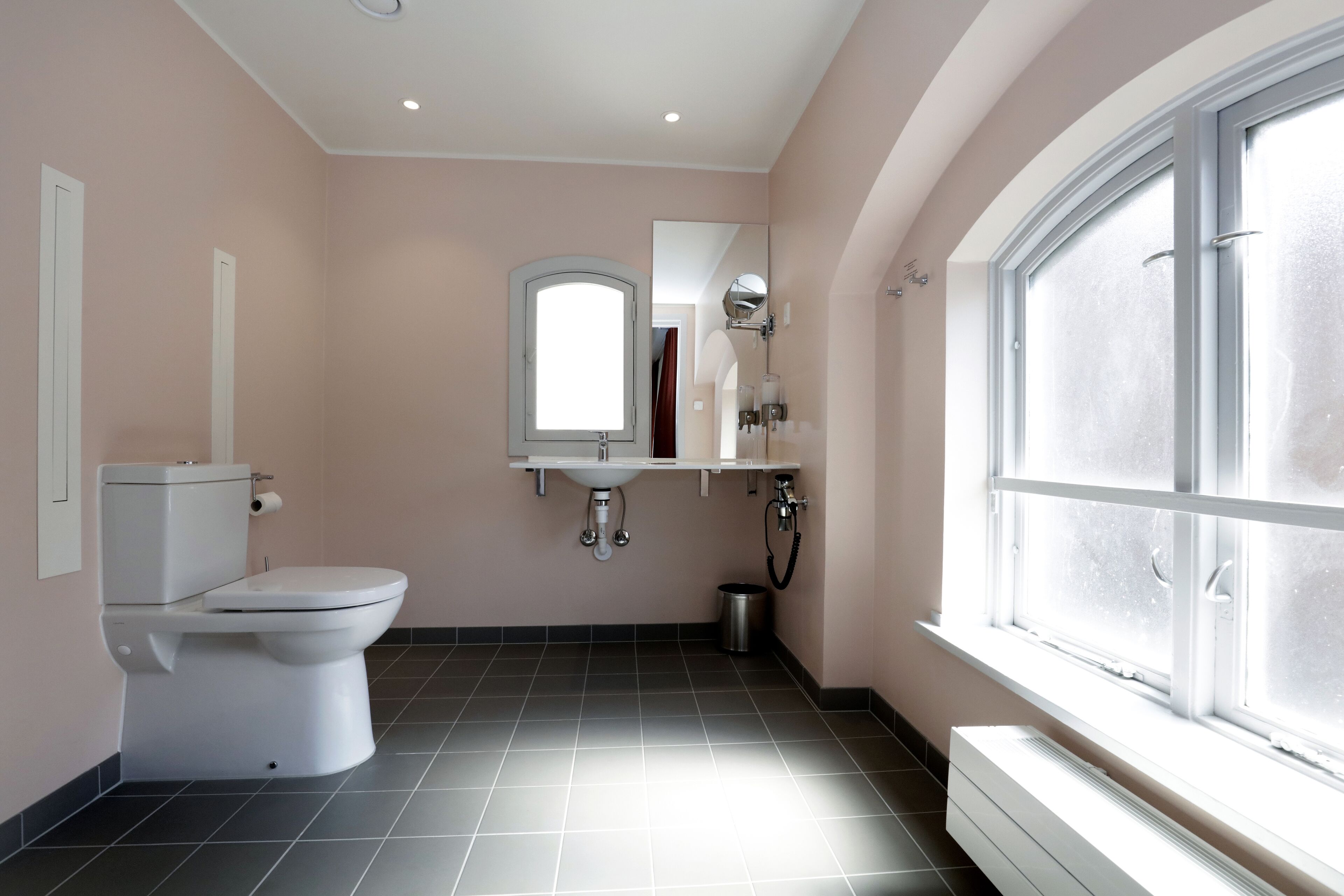 superior double room | bathroom | shower, eco-friendly toiletries, hair dryer, towels