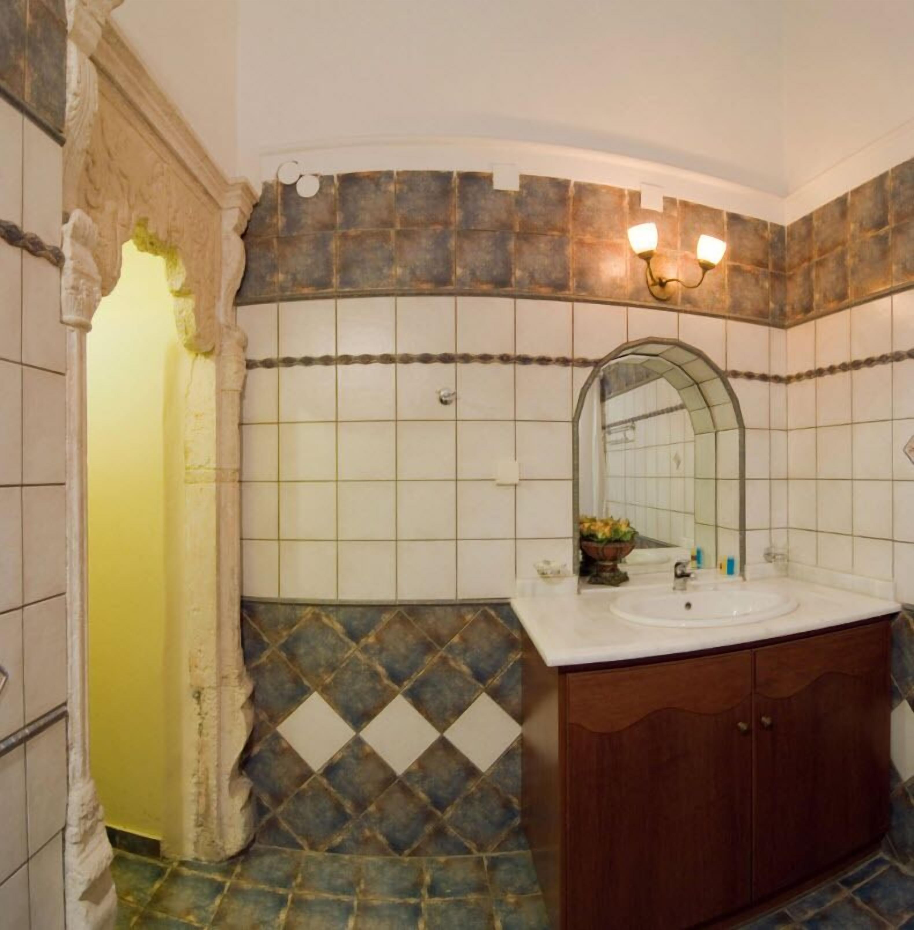 Photo - Belmondo Hotel