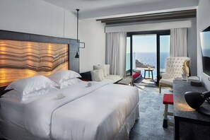 Premium bedding, pillowtop beds, minibar, in-room safe - Myconian Avaton, Mykonos, a Member of Design Hotels (Mykonos)
