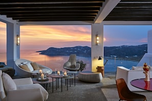 Lounge - Myconian Avaton, Mykonos, a Member of Design Hotels (Mykonos)