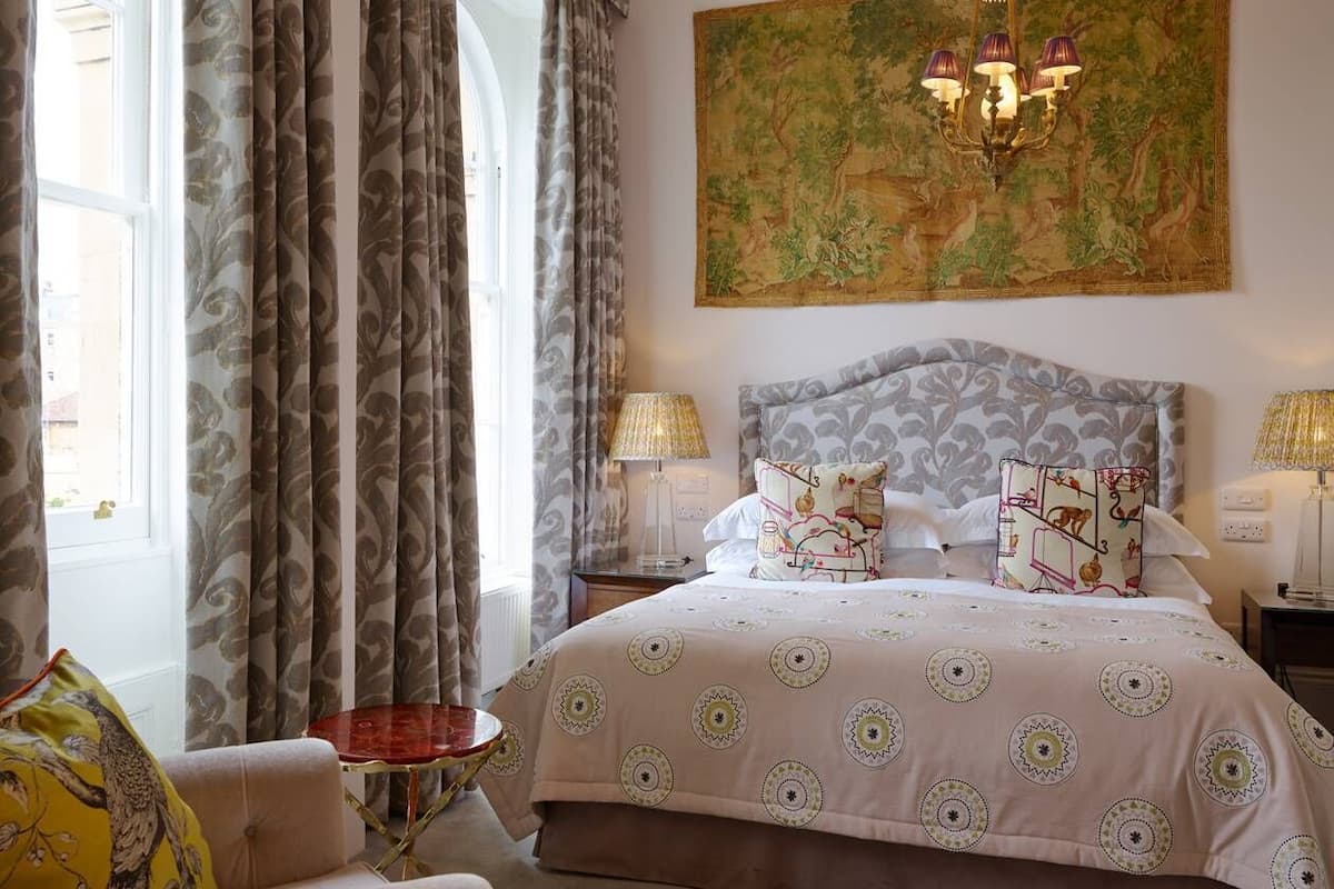 Abbey Deluxe | Individueel gedecoreerd, verduisterende gordijnen