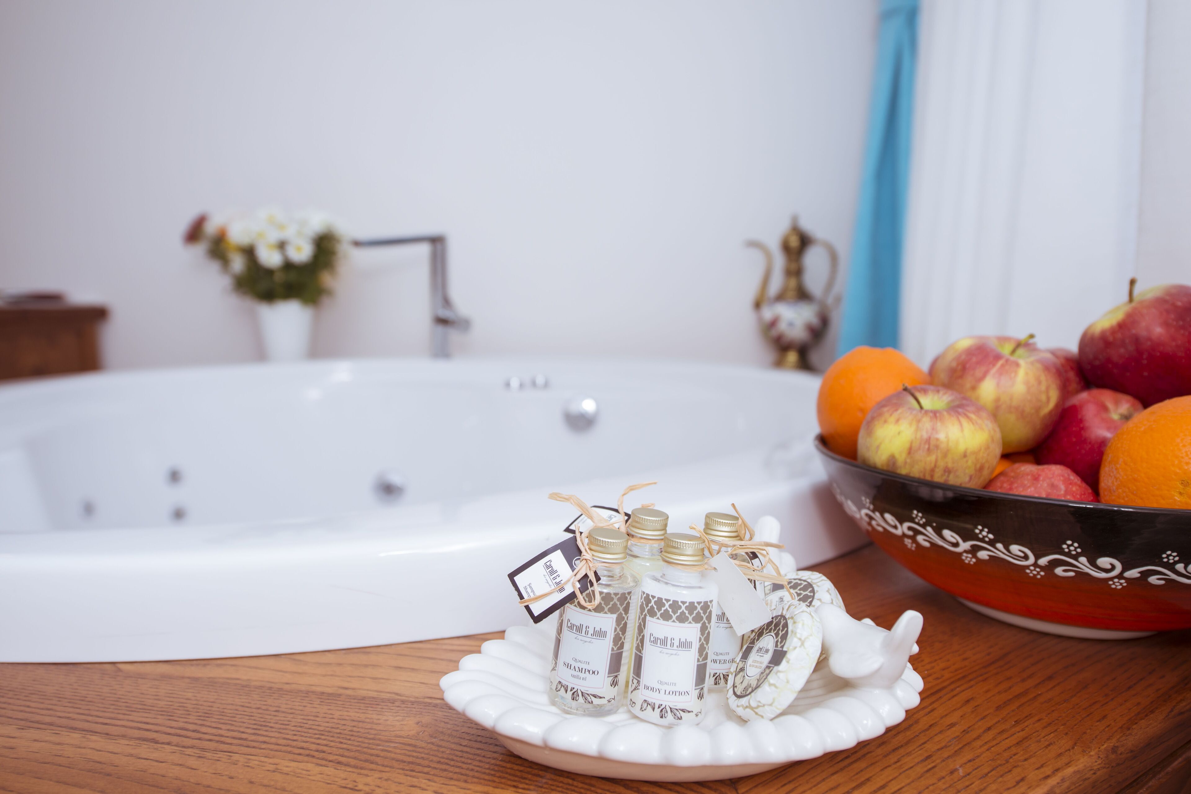 deluxe room with spa  bath | private spa tub