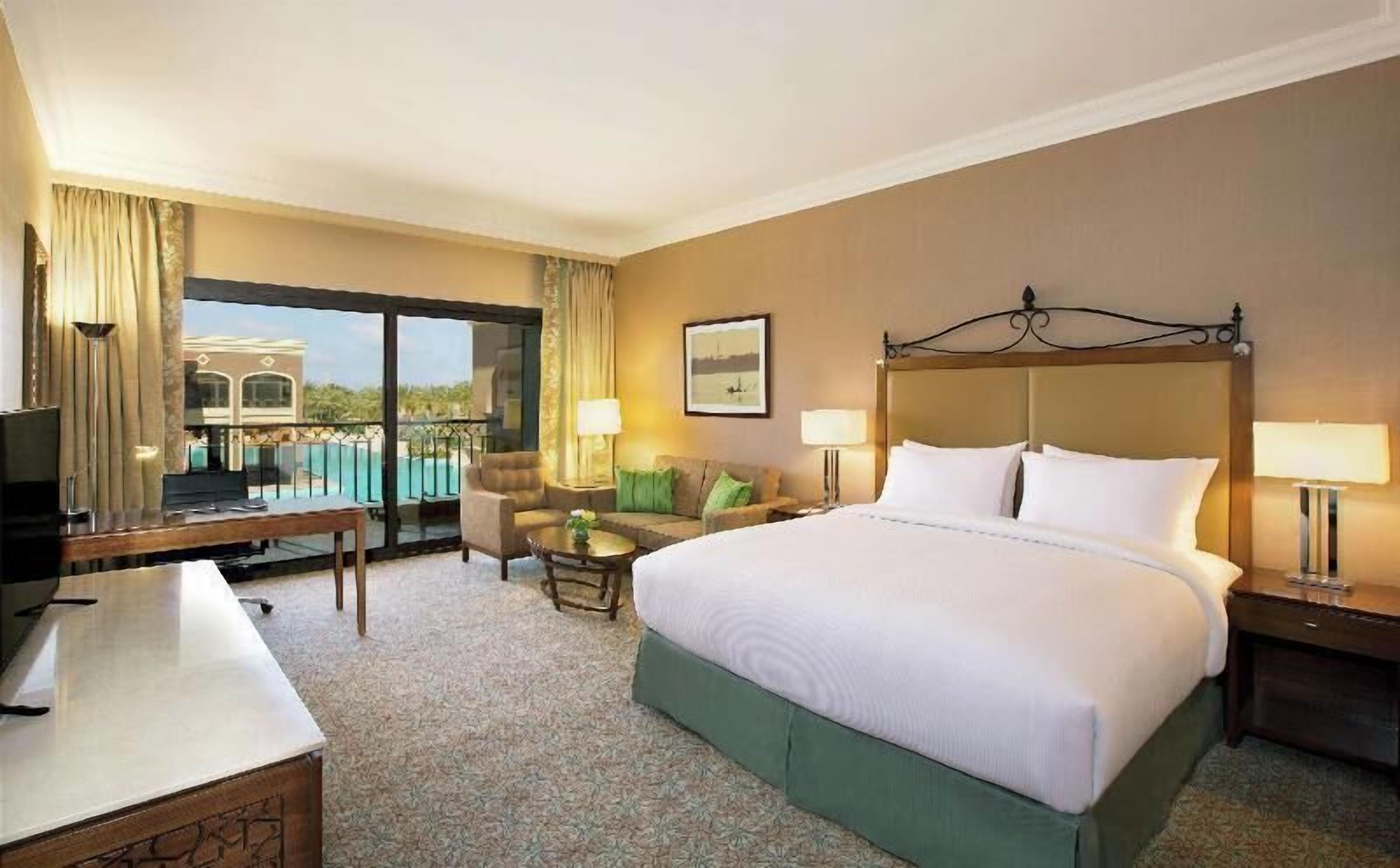 Minibar, in-room safe, desk, blackout drapes