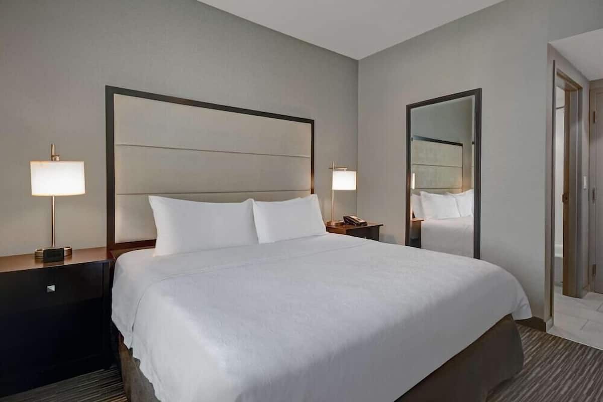 Hypo-allergenic bedding, desk, rollaway beds, free WiFi