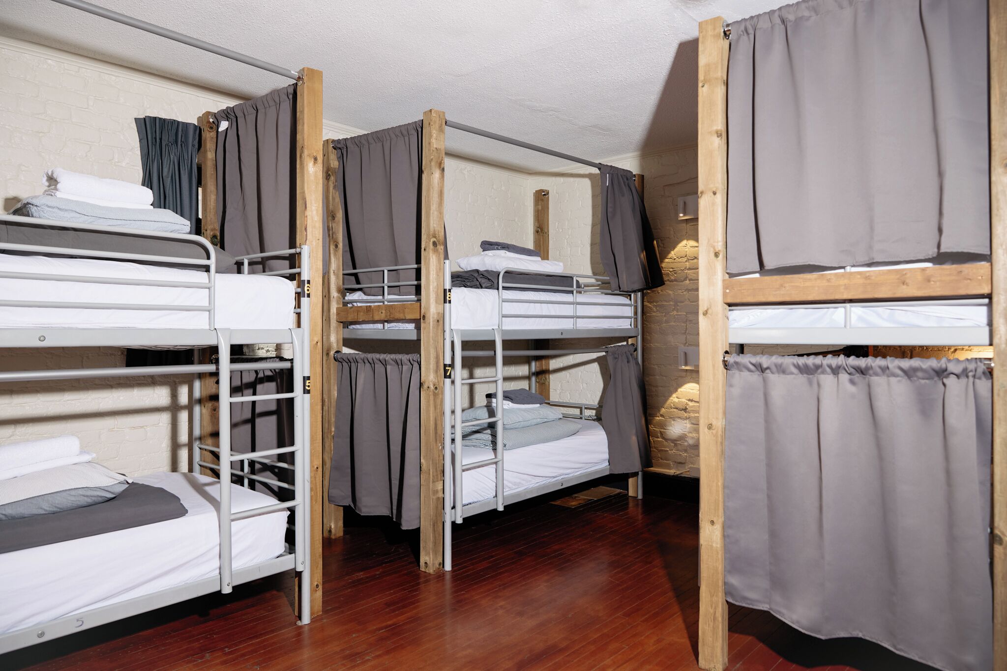 Photo - Saintlo Ottawa Jail Hostel