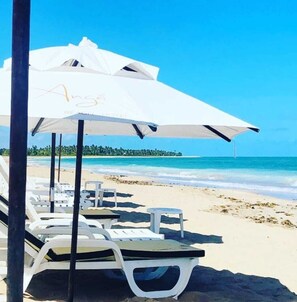 On the beach, beach towels, fishing - Anga Beach Hotel (São Miguel dos Milagres)