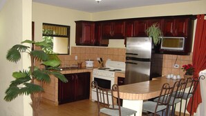 Unclassified image, 4 of 38, button - Villas Roma (Santiago)