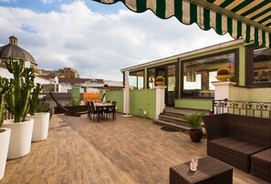 Luxury Townhome, 1 Bedroom, Private Bathroom | Terrace/patio - LAC Luxury Apartment Cagliari Barcelona (Cagliari)