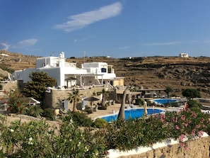 Property grounds - Navy Blue Suites (Mykonos)