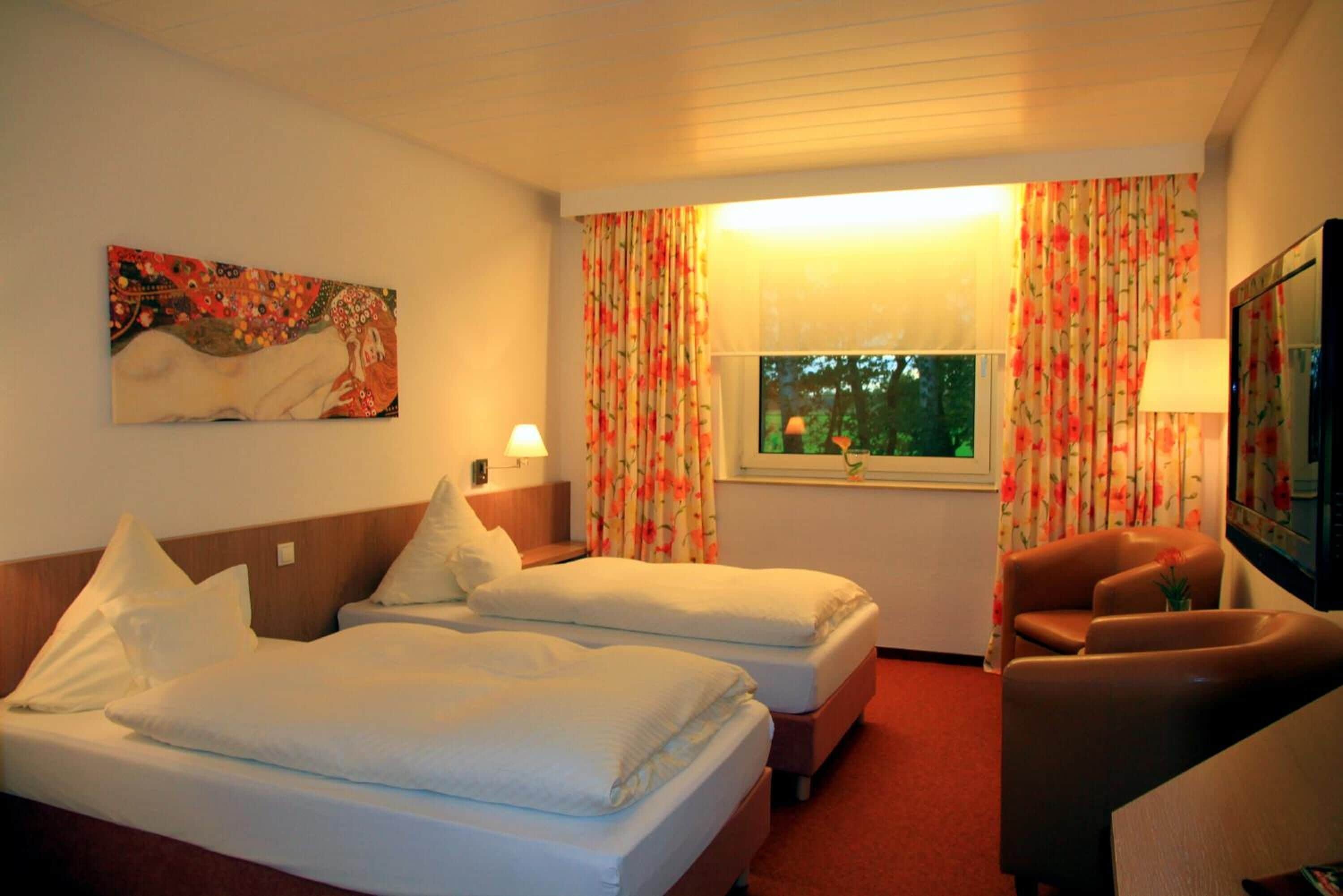 Photo - Hotel am Springhorstsee