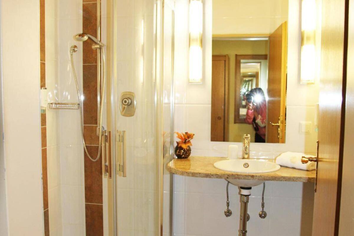 free toiletries, hair dryer, towels