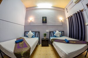 Deluxe Twin room with window  | Tallelokero huoneessa, ilmainen Wi-Fi