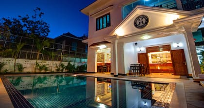 Lovely Jubbly Villa - Hostel