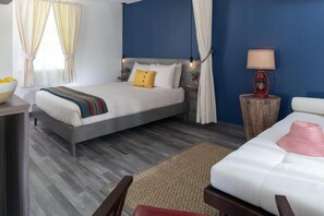 低過敏寢具、羽絨被、熨斗/熨衣板、搖籃/嬰兒床