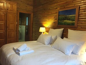 Cabaña, 1 habitación (Treelands Abbey 9) | Ropa de cama de alta calidad y colchones con acolchado adicional