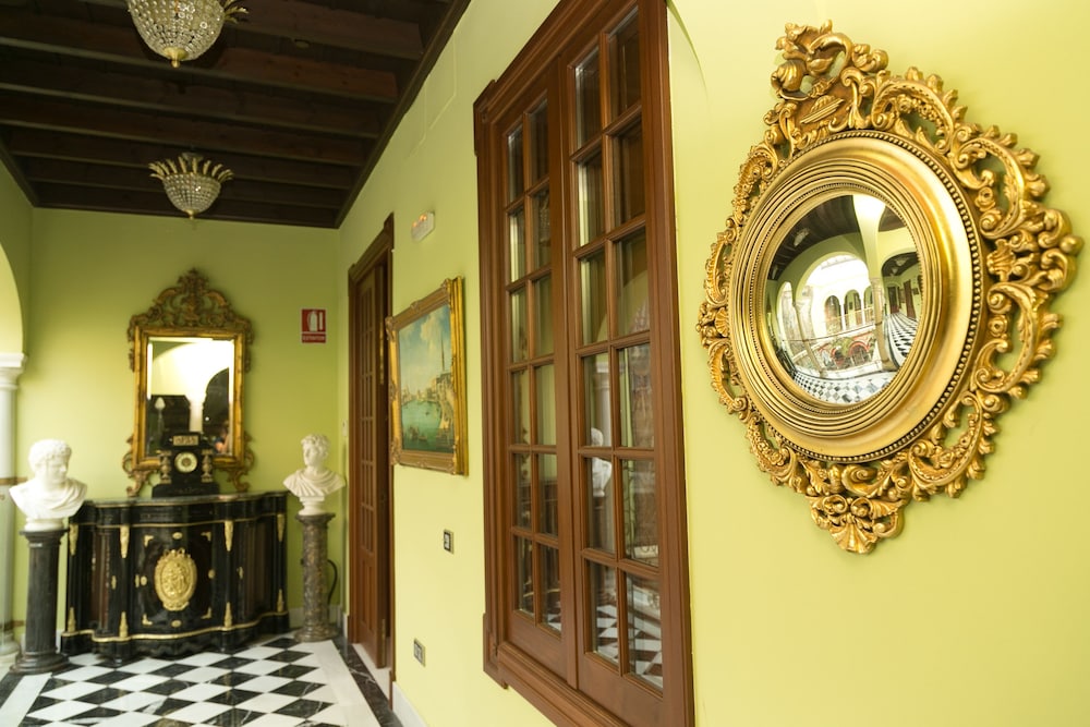 Hotel Ateneo Sevilla — Seville