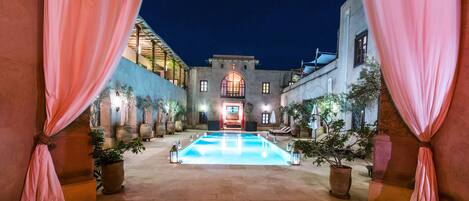 Outdoor pool, pool umbrellas, pool loungers