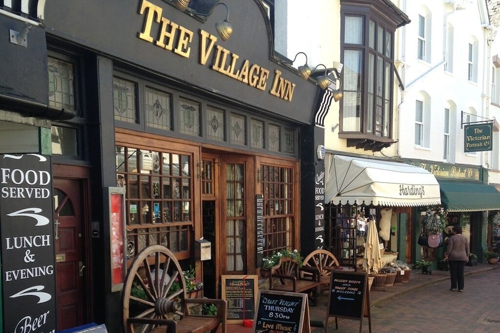 Village Inn