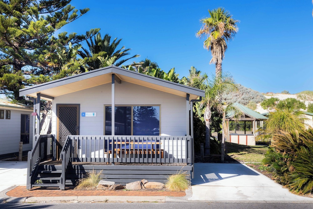 Discovery Parks - West Beach Parks by null