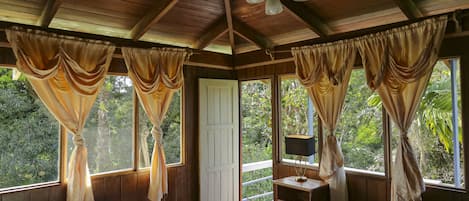 Standard-Dreibettzimmer, Gartenblick