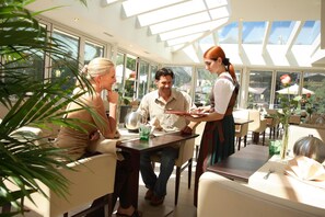 Breakfast, lunch, dinner served; Regional cuisine  - Biohotel Leutascherhof (Leutasch)