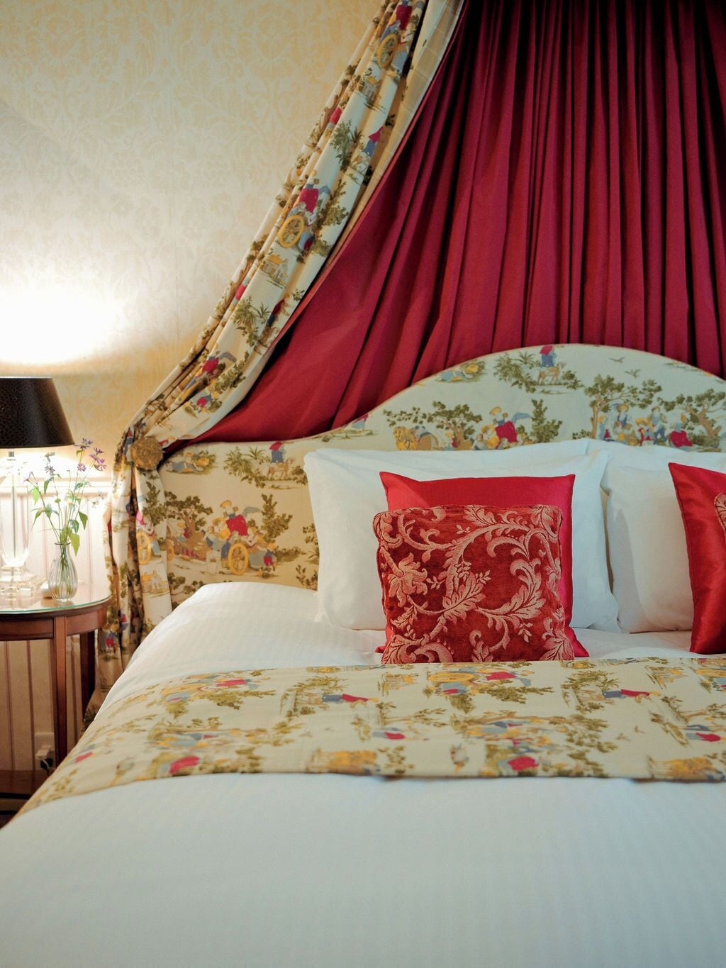 Suite Junior (East, with Jacuzzi)