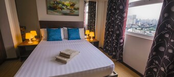 Shaw Residenza Suites