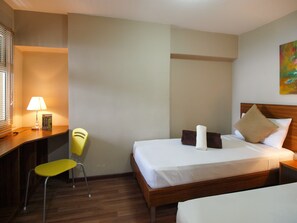 Suite, 2 Bedrooms, Kitchenette (3 Beds) | 1 bedroom, in-room safe, rollaway beds, free WiFi - Shaw Residenza Suites (Mandaluyong)