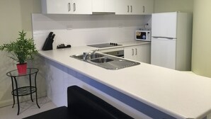 Leilighet, 3 soverom, kjøkken | Eget kjøkken | Kaffetrakter/tekoker, kjøleskap og vannkoker