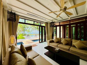 Living area - Amatapura Beach Villa 12 (Krabi)