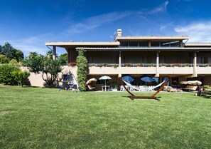 Fachada de la propiedad