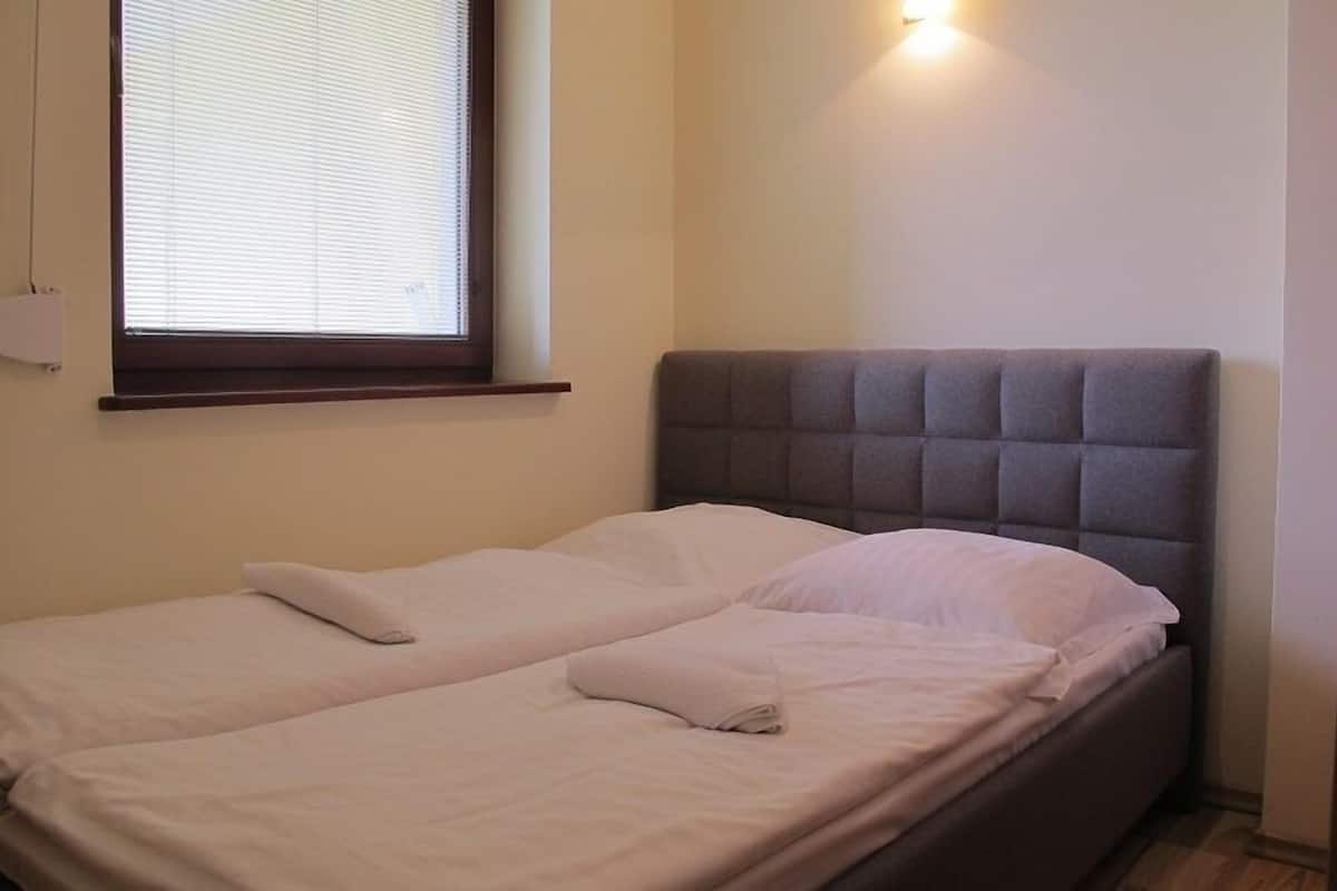 Individually furnished, iron/ironing board, free WiFi