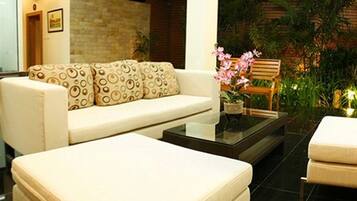 Khu tiếp khách ở sảnh