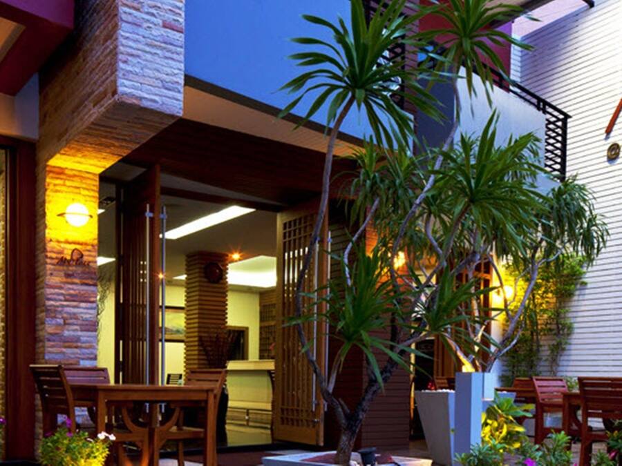 Pintu masuk hartanah